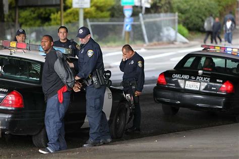 7 arrested in Oakland in connection with separate auto burglaries